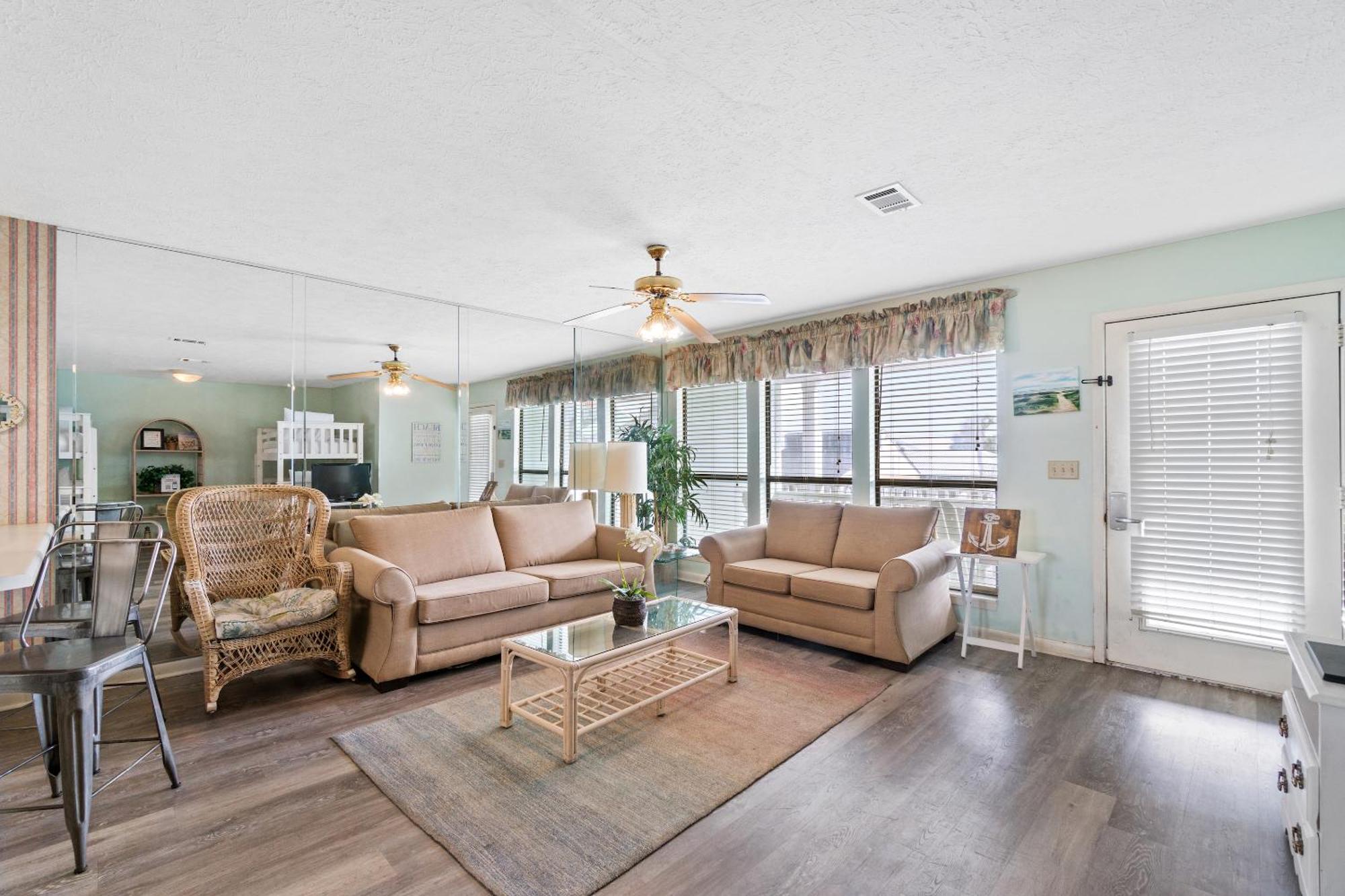Southwind By Panhandle Getaways Panama City Beach Room photo